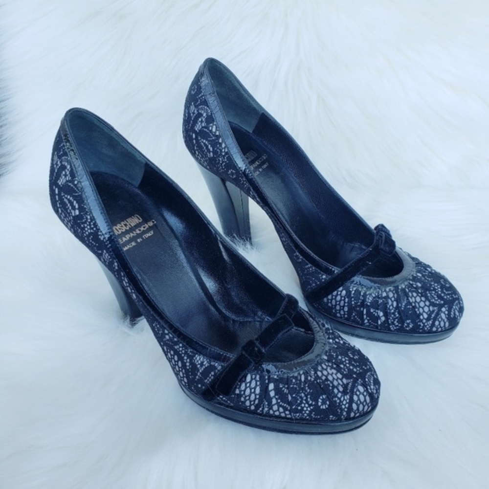 Moschino Cheap and Chic Velvet Bow lace Shoes 37